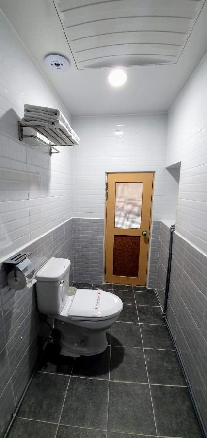 סיאול New Sun Guesthouse Myeongdong מראה חיצוני תמונה